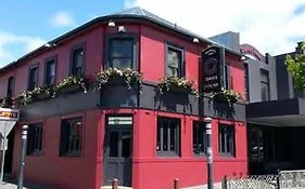 Queenshead Hotel